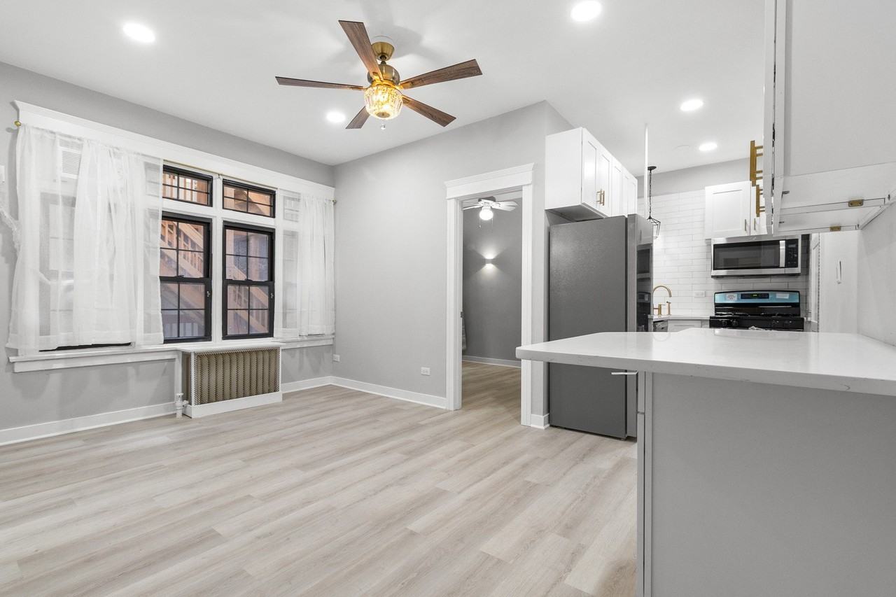 1127 W Farwell Ave Apt 105 - Photo 4 of 19