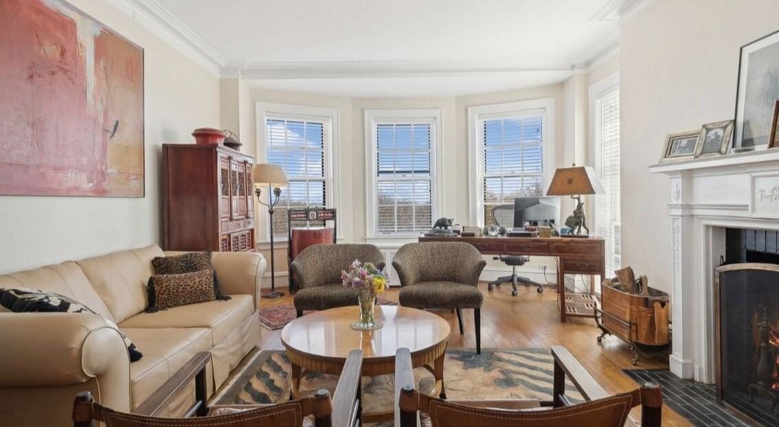 2608 N Lakeview Ave Apt 6d - Photo 4 of 13