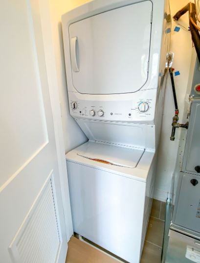 N Sheffield Ave & W Cornelia Ave - Photo 6 of 12