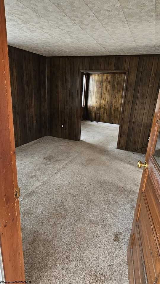 533 E Grafton Rd - Photo 6 of 11