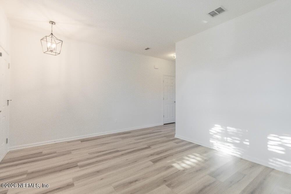 12181 Hazelmoor Ct - Photo 5 of 43