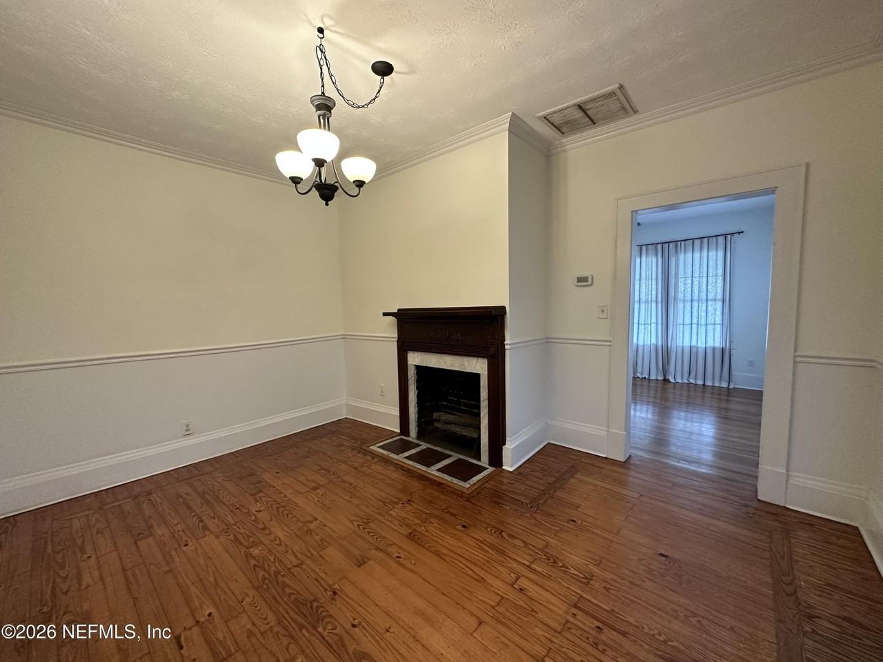 3867 Herschel St - Photo 6 of 18