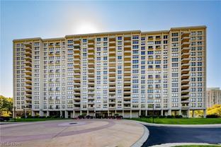 Lake Shore Blvd - Photo 1 of 1