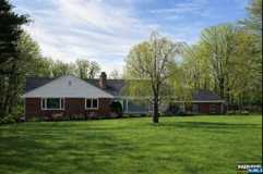 391 Forest Rd - Photo 1 of 1