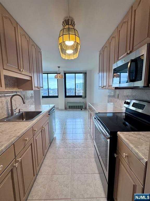 300 Winston 702 - Photo 7 of 26