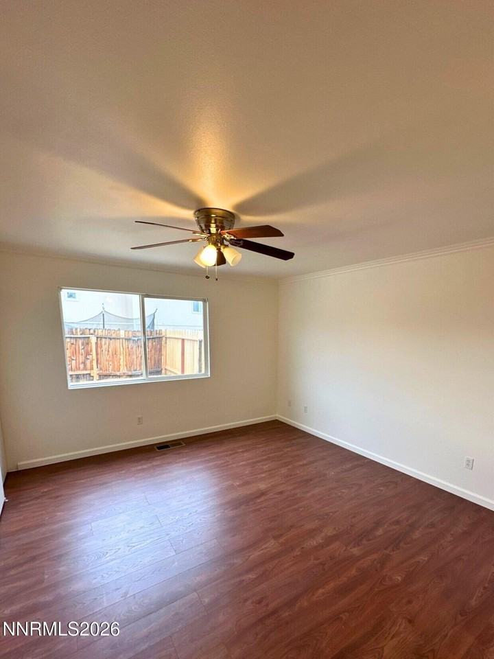 8675 Crimson Sky Ct - Photo 6 of 16