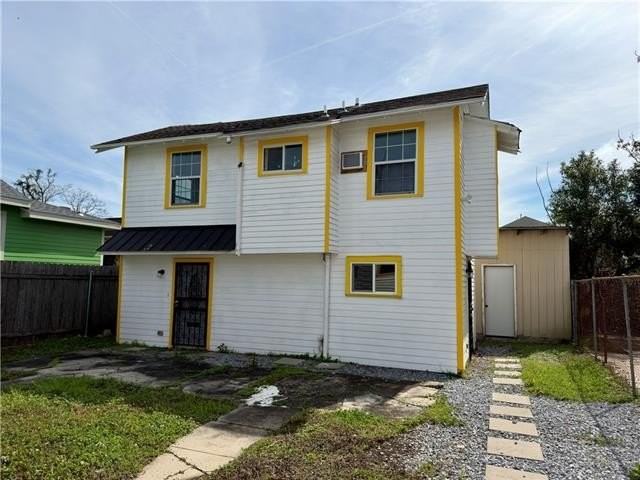 1724 Paul Morphy St - Photo 2 of 20