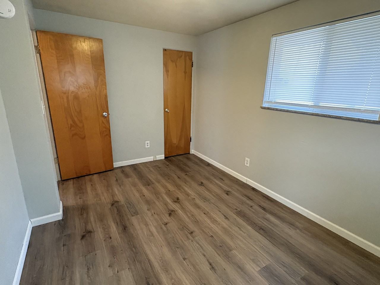 2613 West Wardcliffe Drive #D - Photo 4 of 12