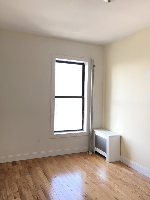 631 Edgecombe Avenue #4A - Photo 3 of 5