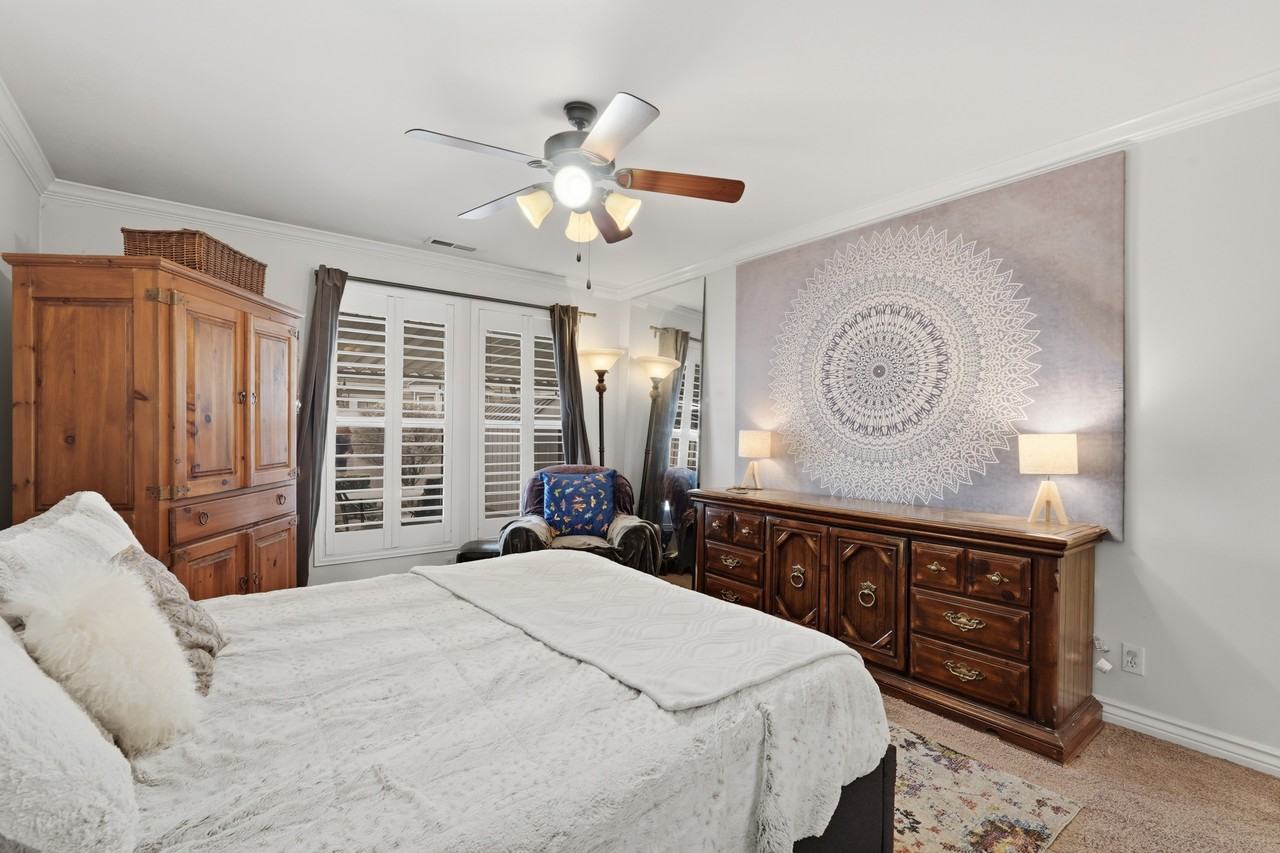 5957 S Sultan Cir - Photo 6 of 26