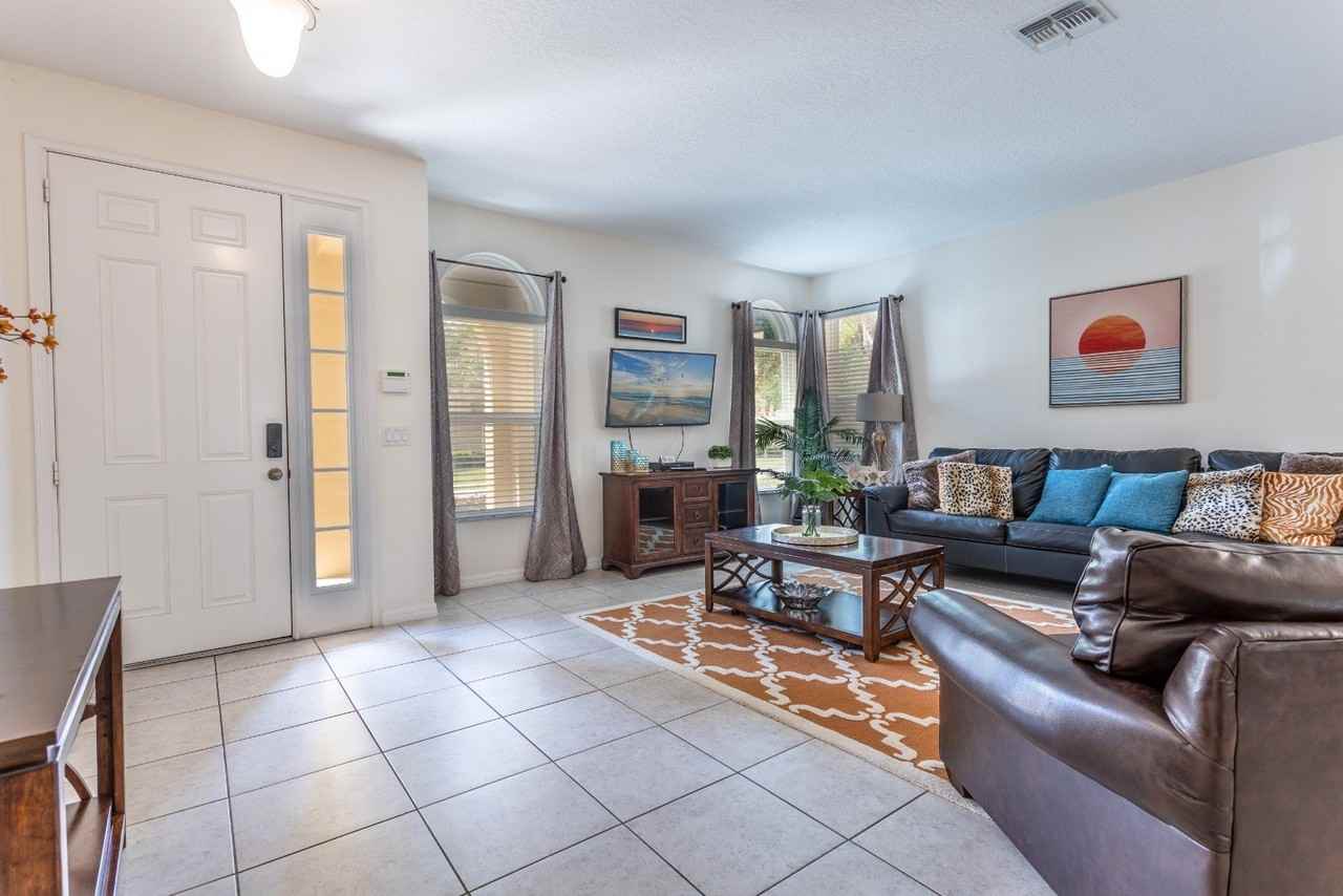 446 Orange Cosmos Blvd - Photo 5 of 34