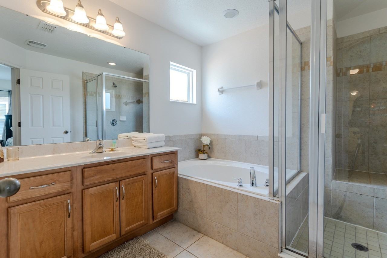 446 Orange Cosmos Blvd - Photo 7 of 34