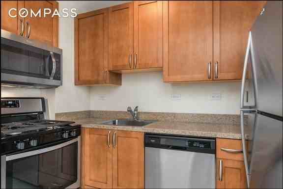 35 W 33rd St #31A - Photo 5 of 24