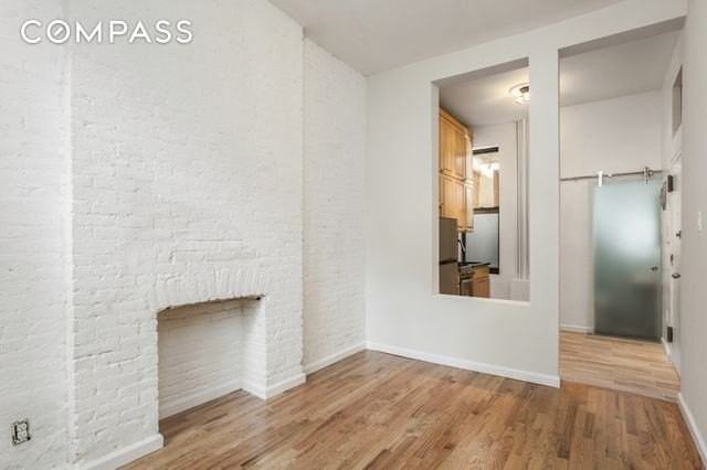 30 Cornelia St #3 - Photo 2 of 6