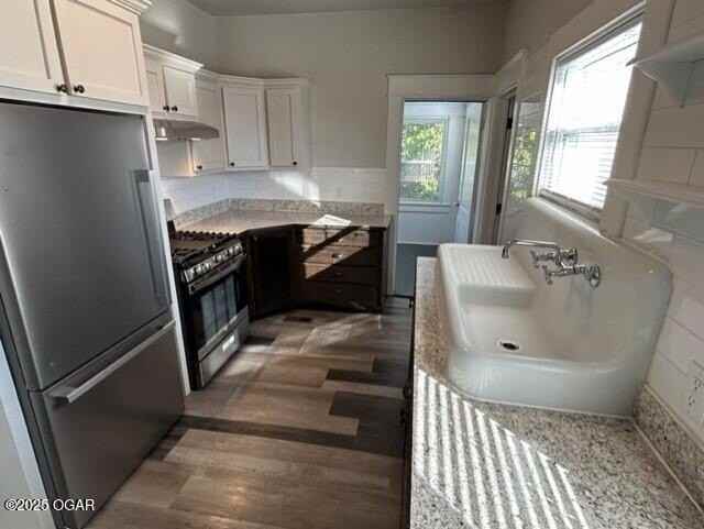 311 E Main St - Photo 5 of 17