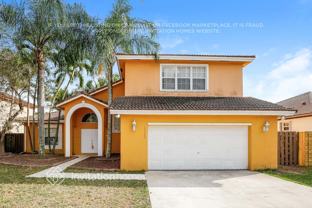 15740 Sw 148th Ter - Photo 1 of 1