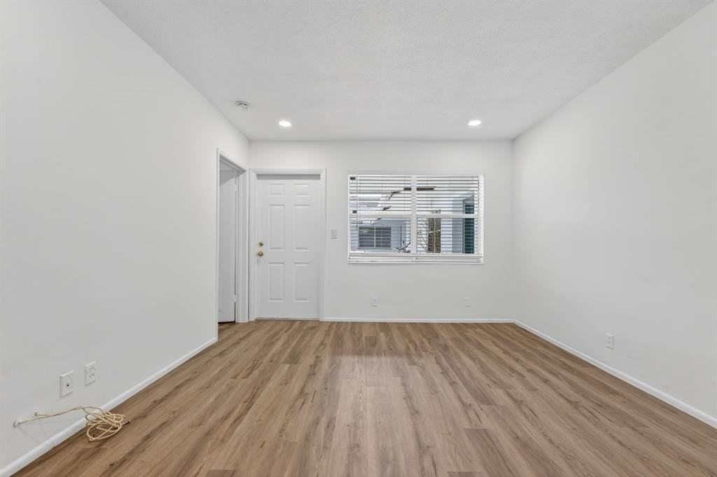 2503 N Ocean Blvd #6 - Photo 6 of 18