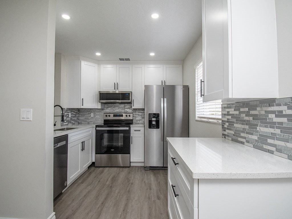 11 Vista Palm Ln Apt 206 - Photo 6 of 31