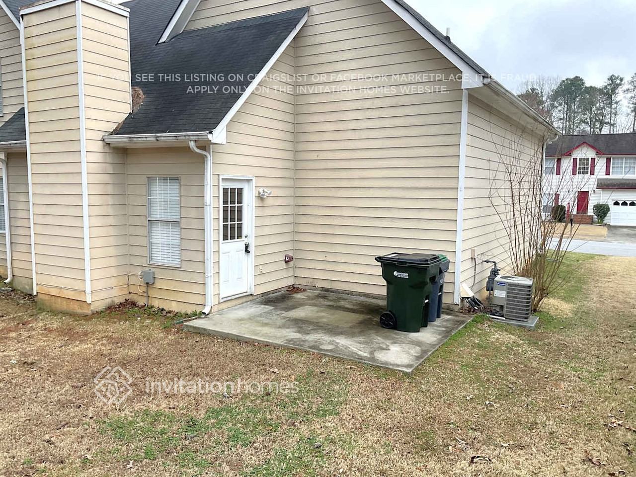 2718 Ashbury Point Ln - Photo 2 of 3