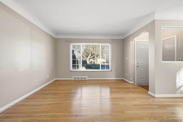 24711 Gardner St - Photo 4 of 19