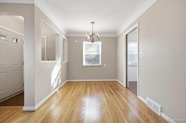 24711 Gardner St - Photo 6 of 19