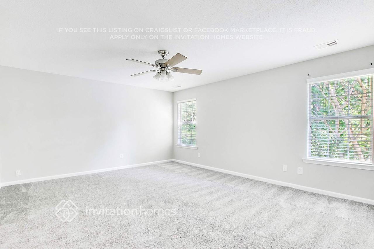 3182 Imperial Cir Sw - Photo 6 of 14