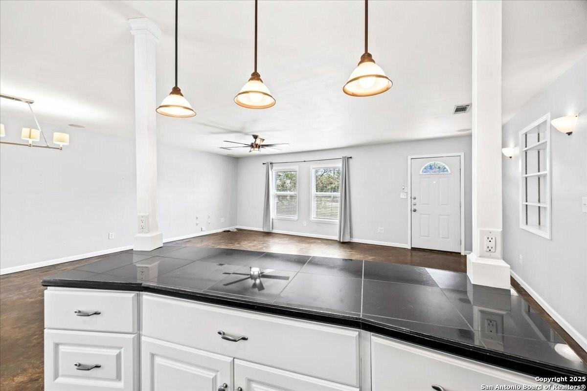 560 Private Road 1515 - Photo 5 of 20