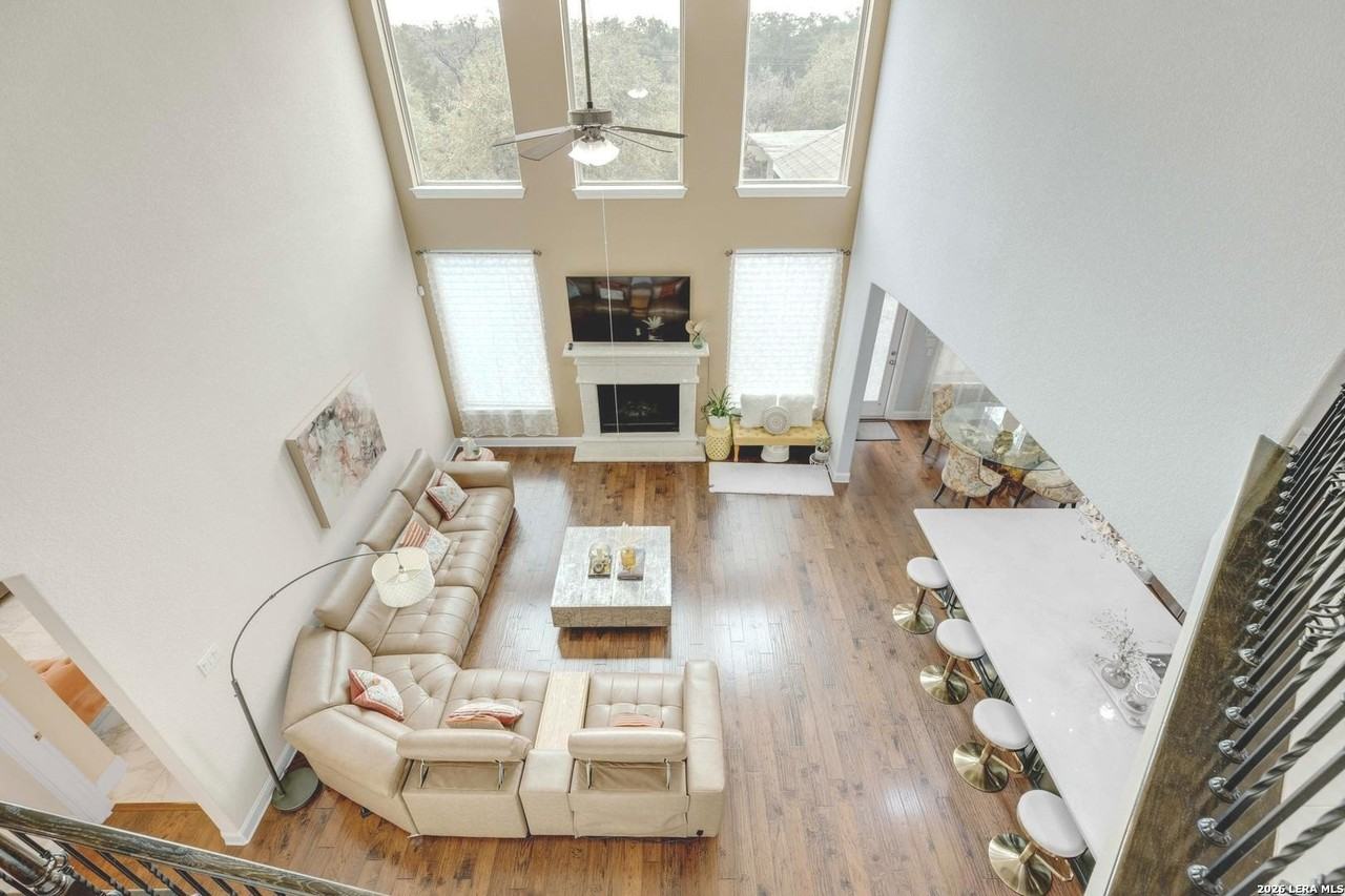 11902 Sandbar Hl - Photo 2 of 50