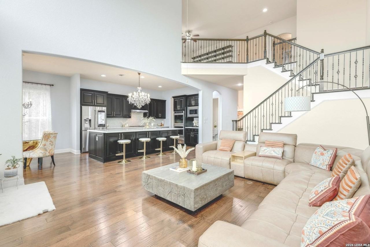 11902 Sandbar Hl - Photo 3 of 50