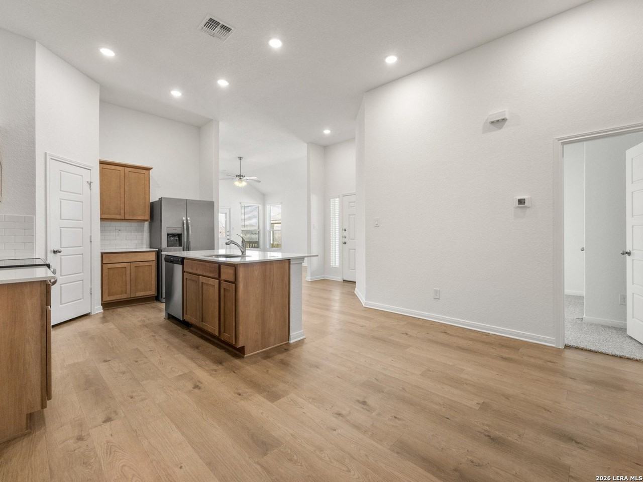 5415 Devils Gate Unit 1 - Photo 4 of 16