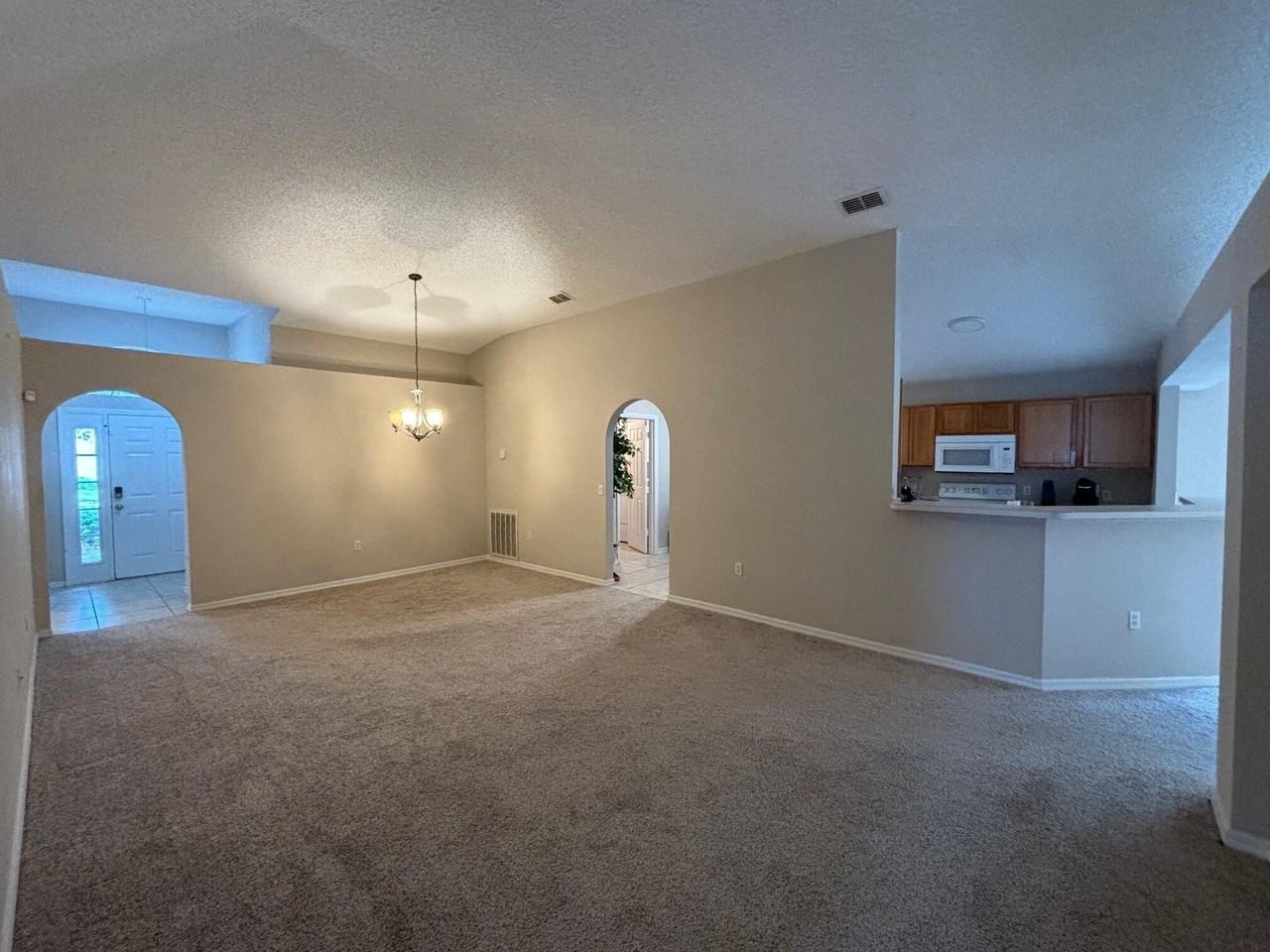 1736 La Maderia Dr Sw - Photo 7 of 22