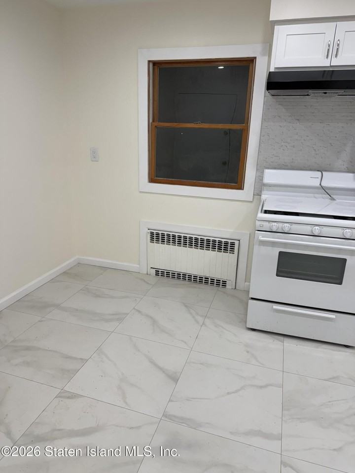 1404 Richmond Rd Unit 2 - Photo 2 of 8