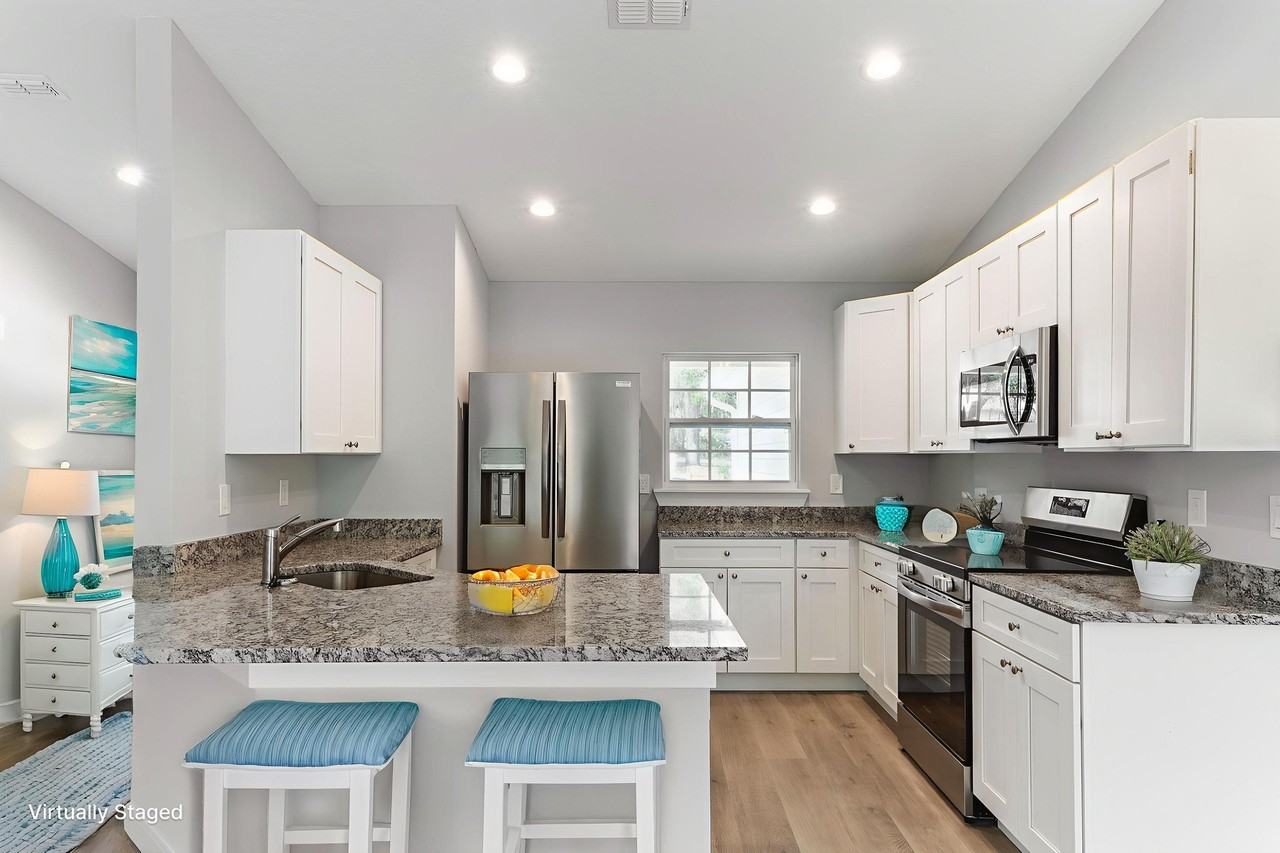 3750 Bluff Ln - Photo 5 of 21