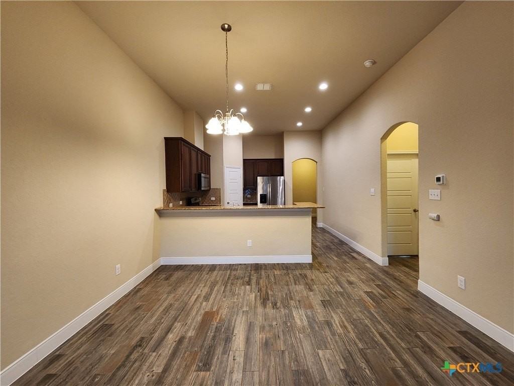 1241 Old Fm 306 - Photo 4 of 22