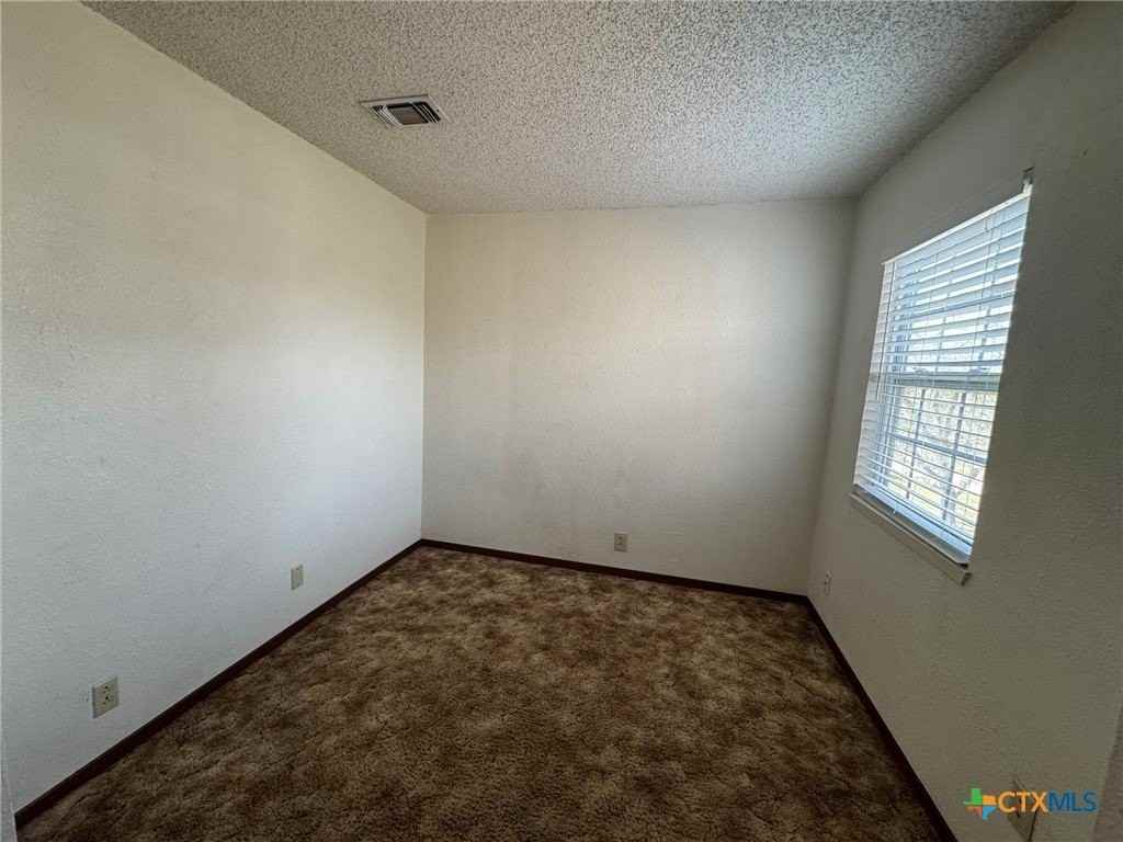 205 Wingate Ct - Photo 7 of 19