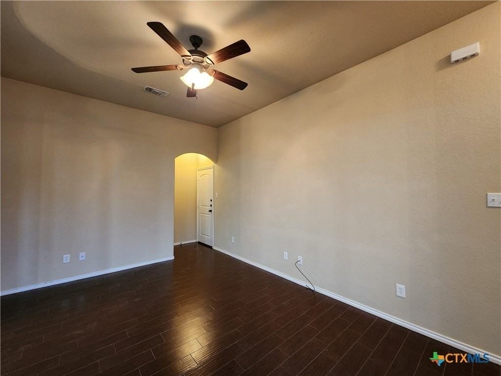 303 Rosalie Dr - Photo 3 of 18