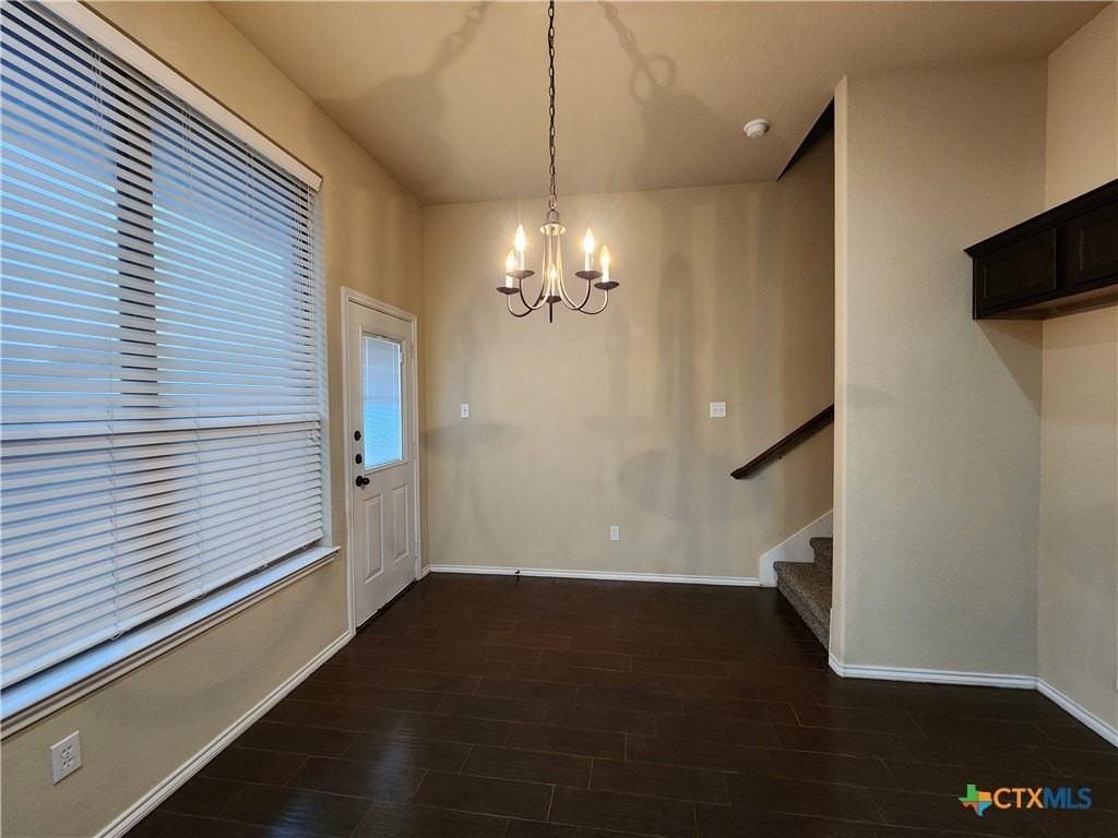 303 Rosalie Dr - Photo 6 of 18