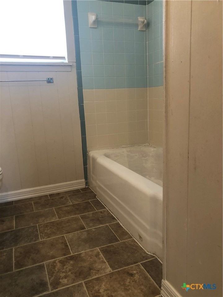 507 N 24th St - Photo 6 of 14