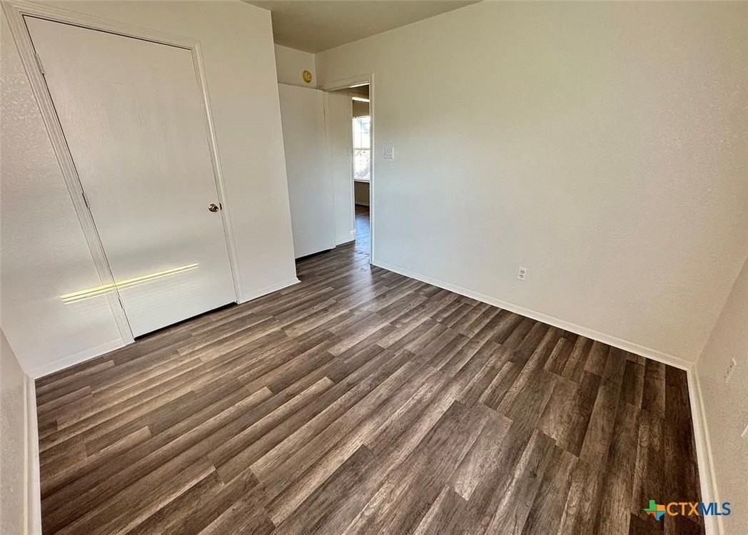 3404 Zephyr Rd - Photo 4 of 10