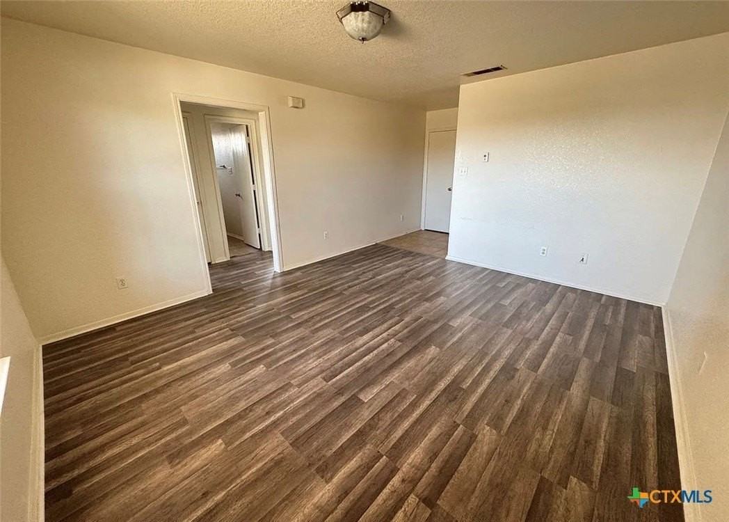 3404 Zephyr Rd - Photo 5 of 10