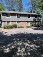 featured image of 3732 Donovan Dr Apt B #Apt B