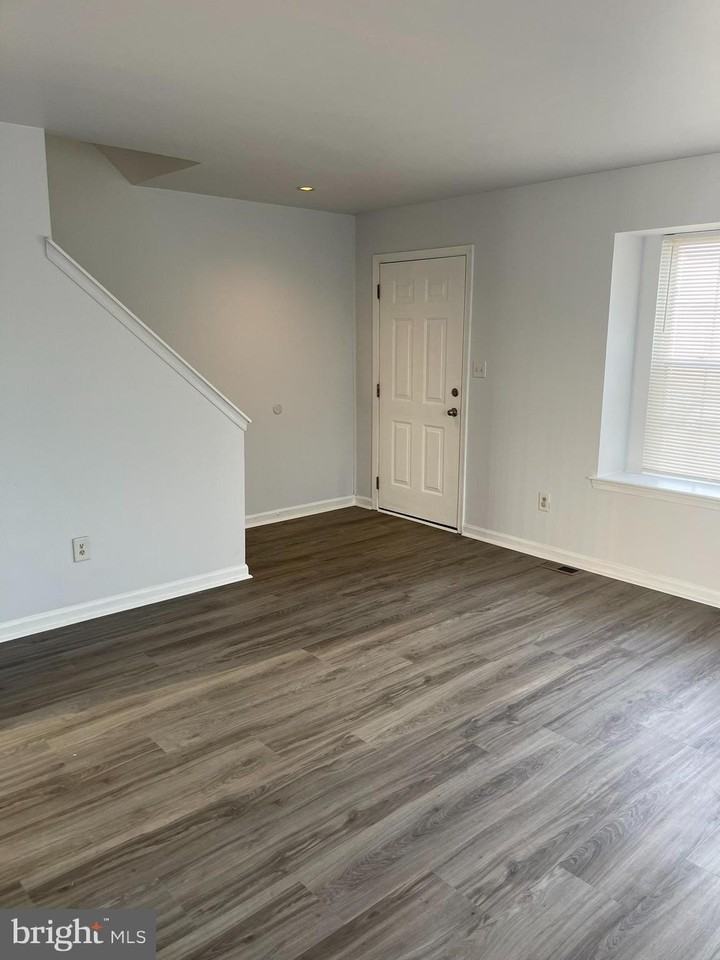 288 Vincent Cir - Photo 7 of 44