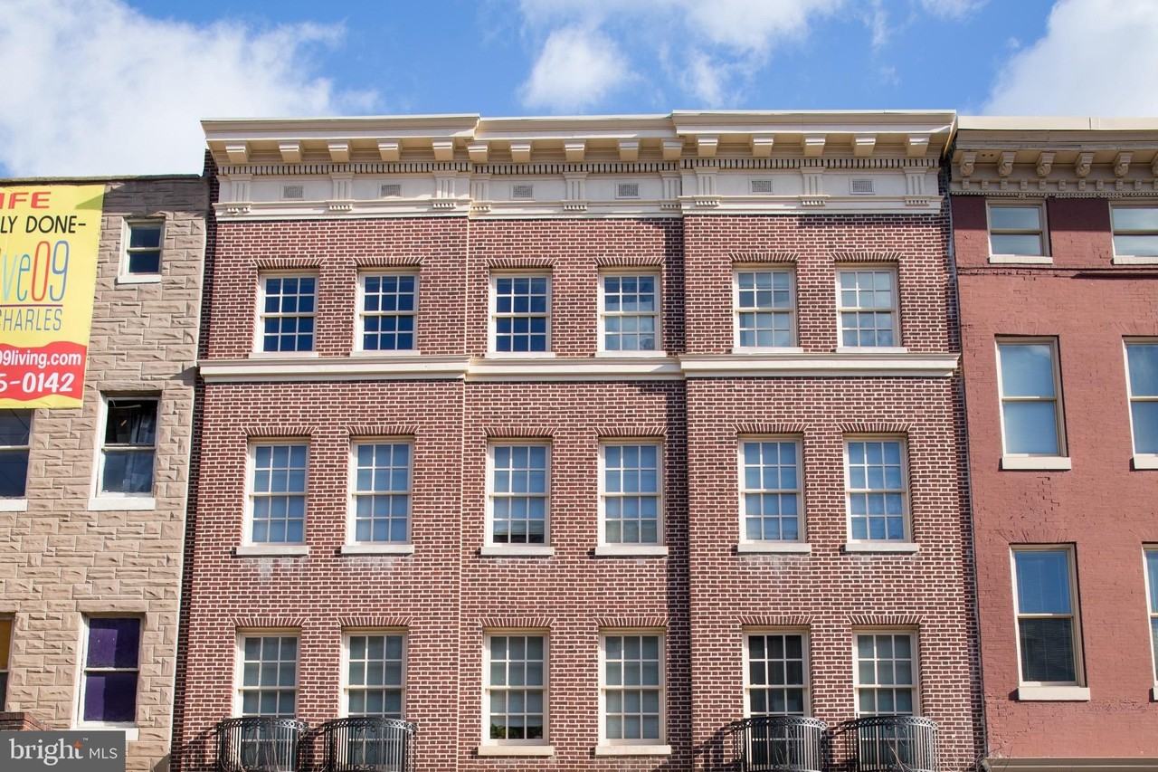 1201 N Charles St - Photo 4 of 19