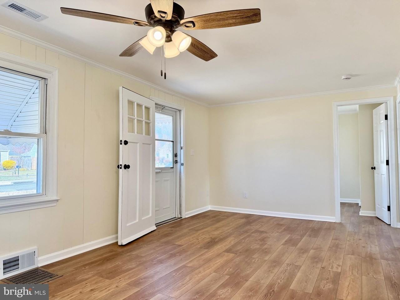 2917 Wells Ave - Photo 7 of 21