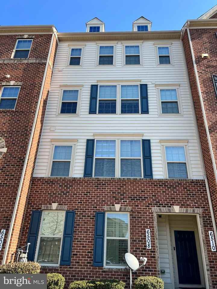 6508 Walcott Ln - Photo 2 of 22