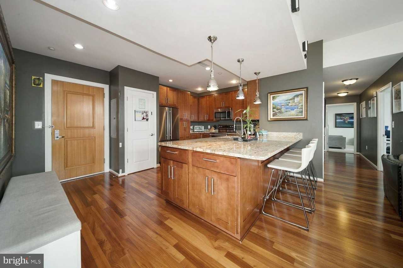 11700 Old Georgetown Rd Unit 1405 - Photo 3 of 17