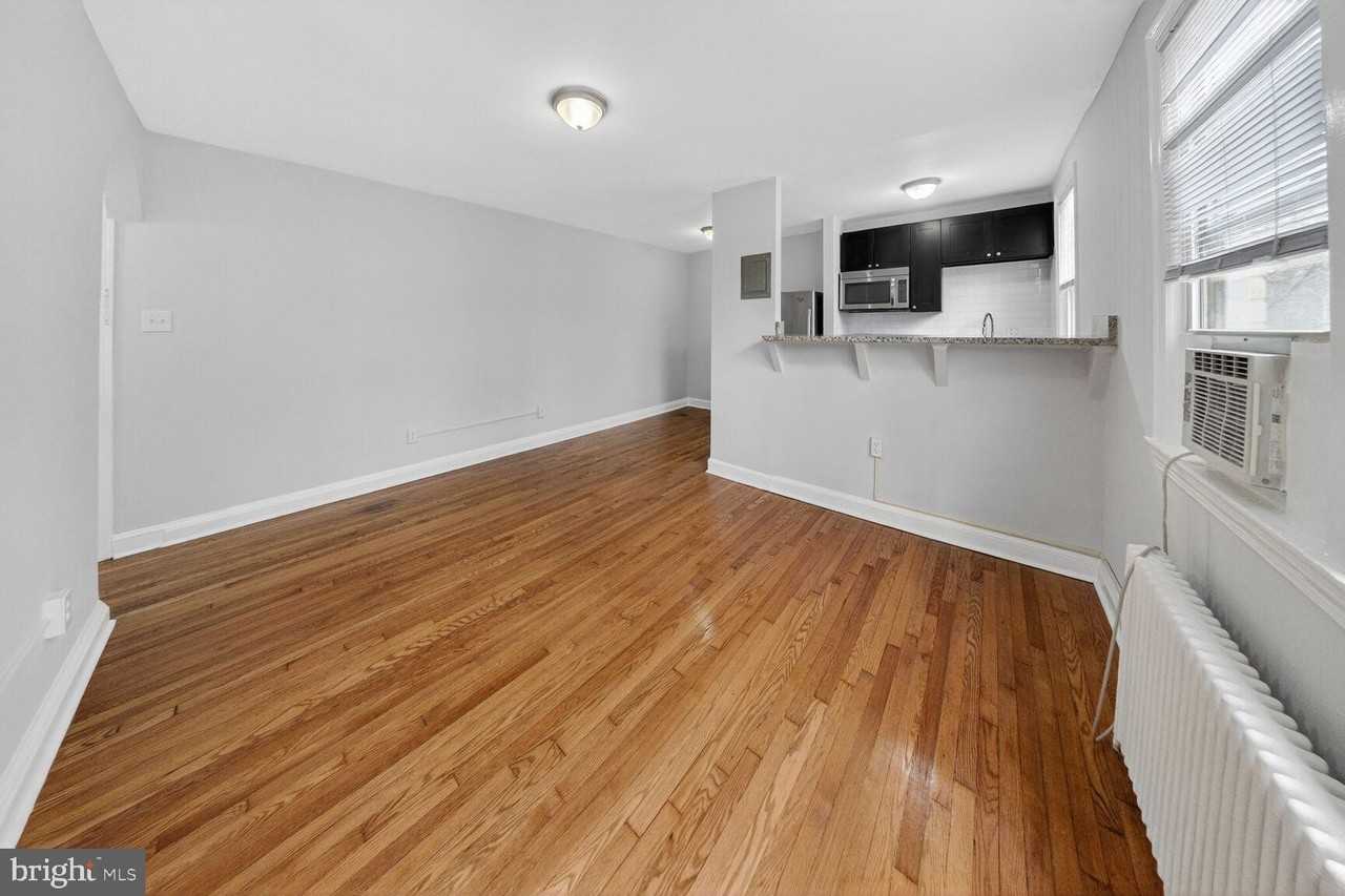 4703 Ravenswood Rd Apt 25 - Photo 5 of 14