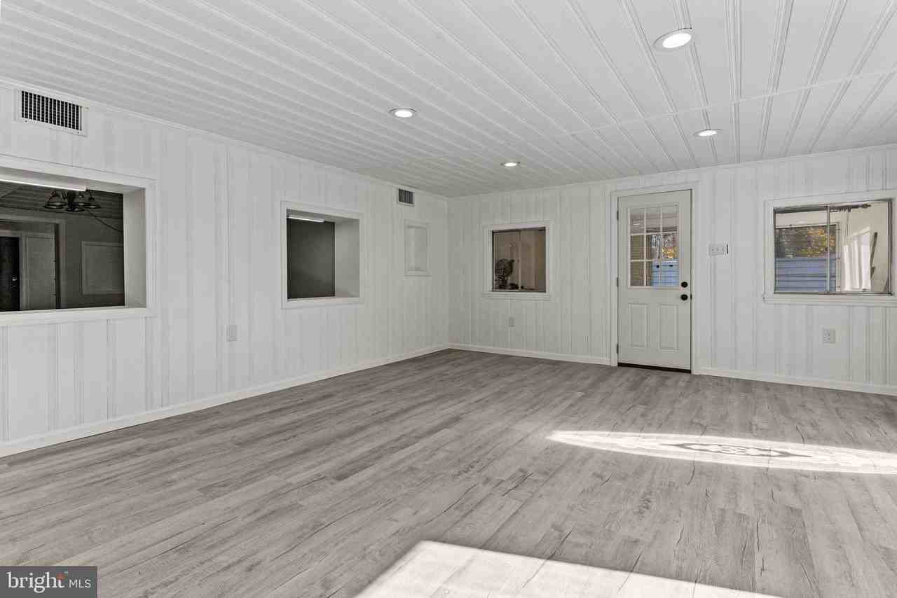 5 Chairville Rd - Photo 5 of 28