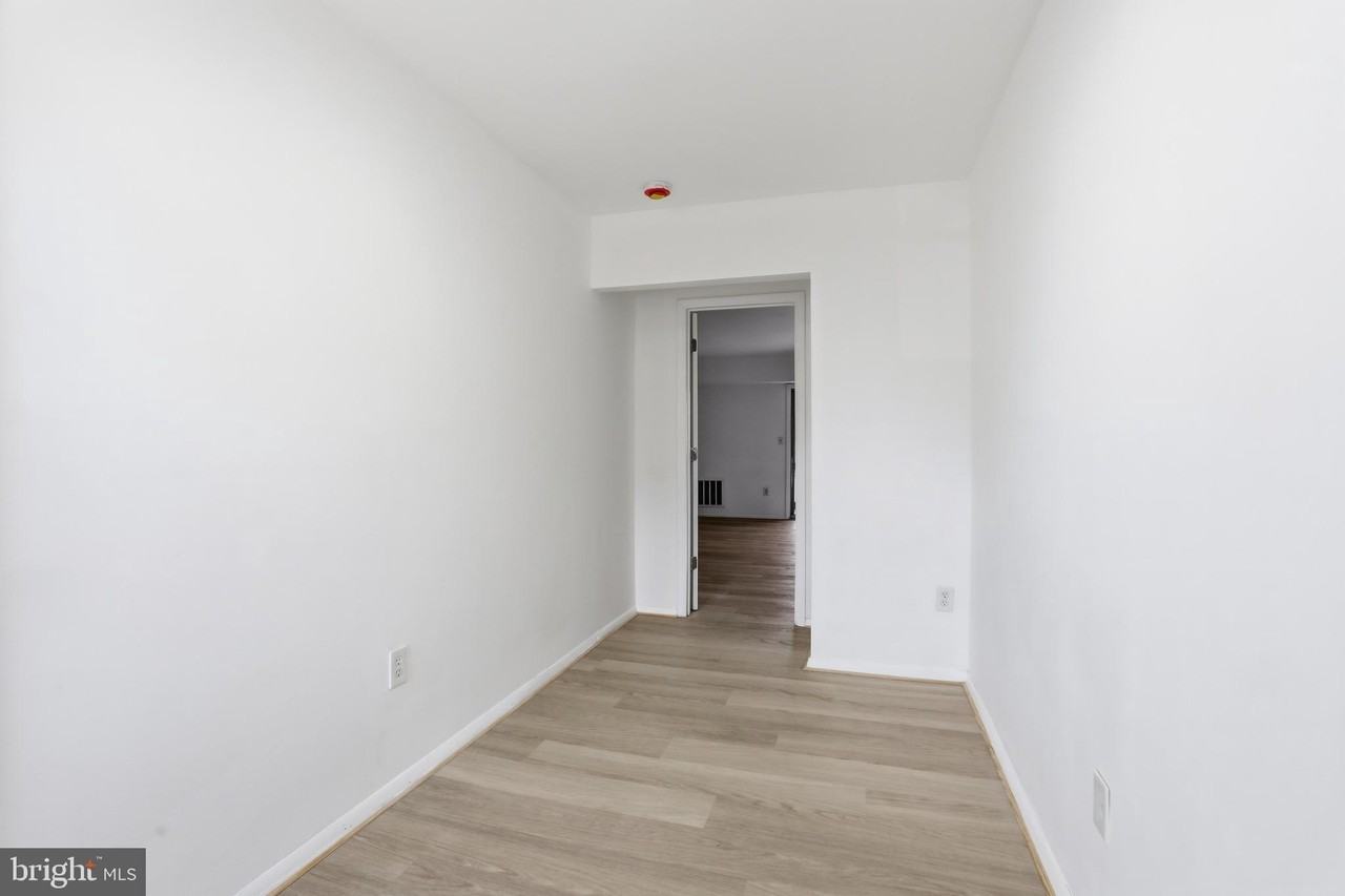 1242 Liberte Ct - Photo 4 of 19