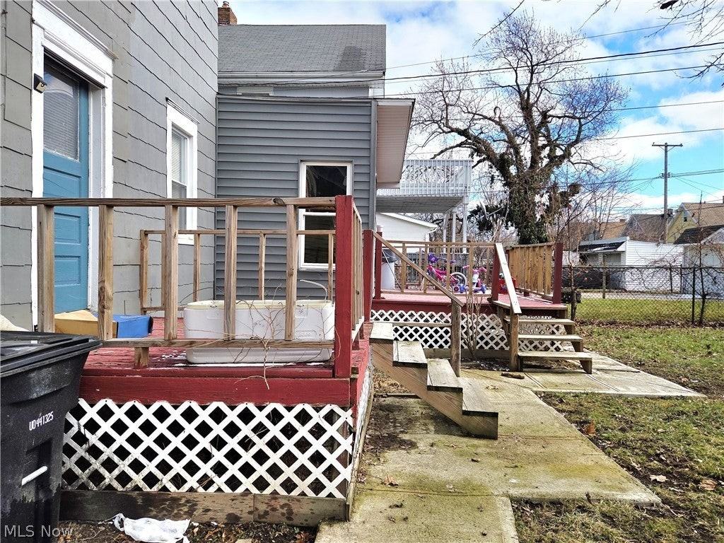 10415 Bernard Ave - Photo 3 of 19